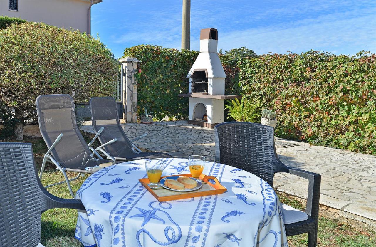 Apartment Jadranko 1761 Peroj Esterno foto