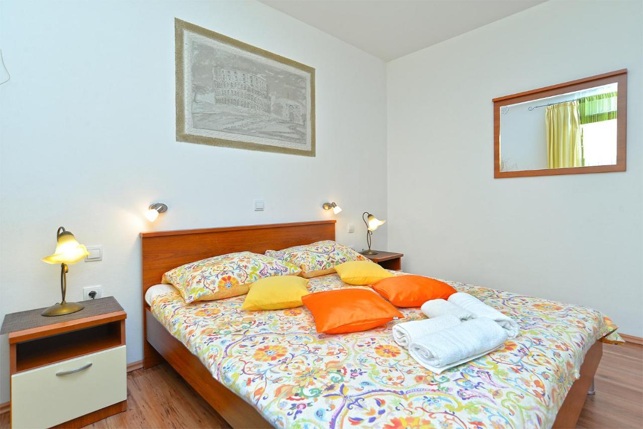 Apartment Jadranko 1761 Peroj Esterno foto