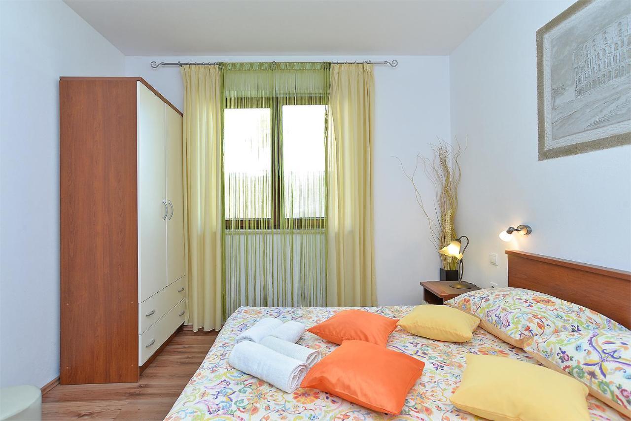 Apartment Jadranko 1761 Peroj Esterno foto
