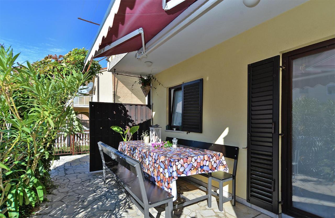 Apartment Jadranko 1761 Peroj Esterno foto