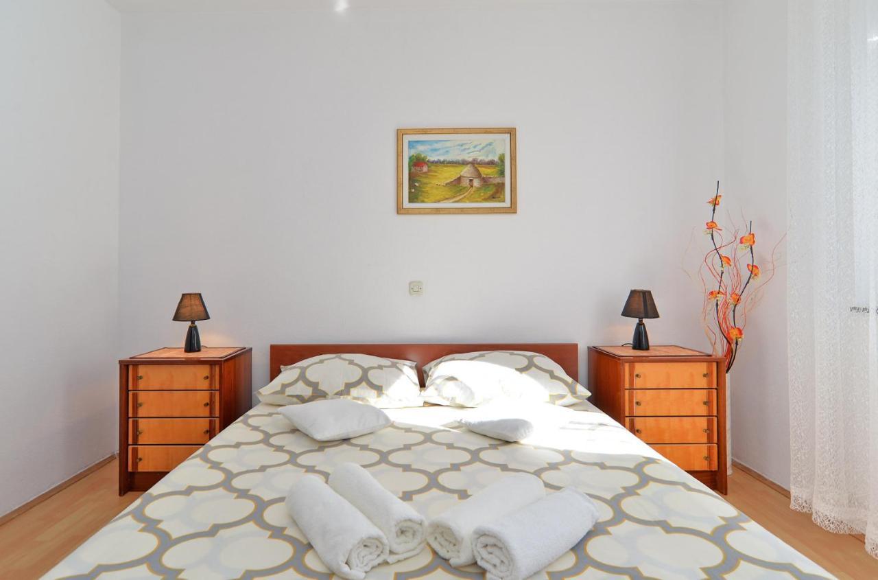 Apartment Jadranko 1761 Peroj Esterno foto