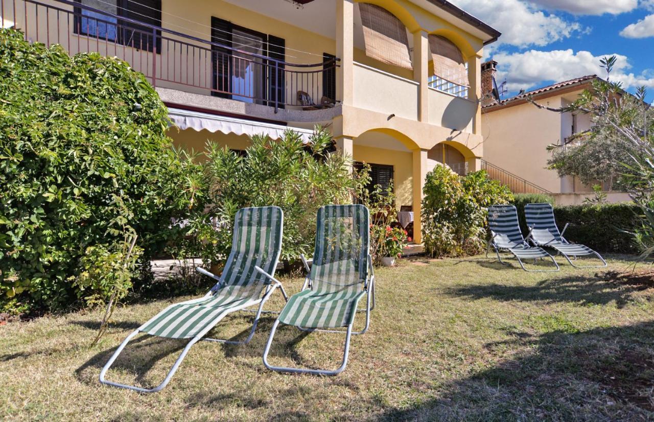 Apartment Jadranko 1761 Peroj Esterno foto